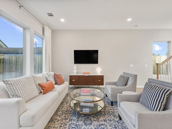 3422 Mansfield Street, Houston TX 77091