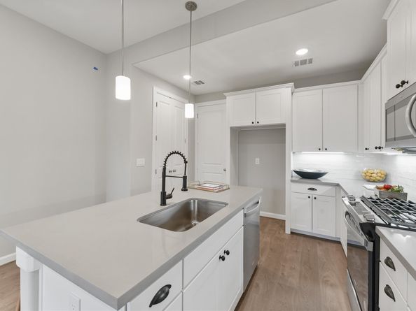 3422 Mansfield Street, Houston TX 77091