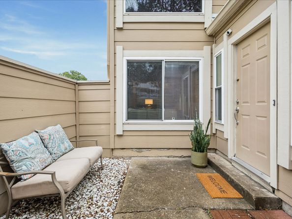 11522 Village Place Drive 81, Houston TX 77077