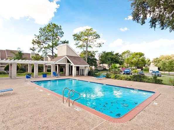 11522 Village Place Drive 81, Houston TX 77077