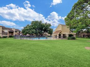 11522 Village Place Drive 81, Houston TX 77077