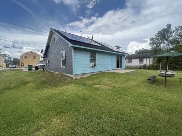 6114 Haight Street, Houston TX 77028