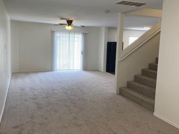 854 Darbydale Crossing Lane, Houston TX 77090