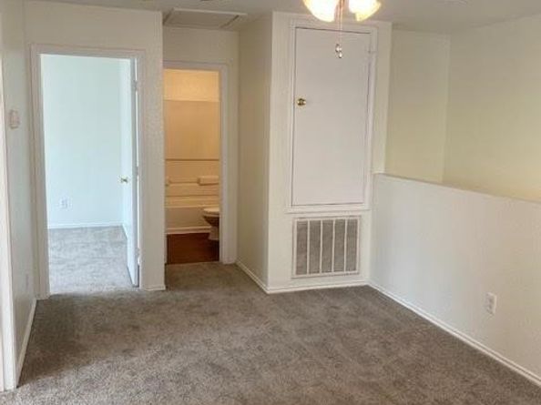 854 Darbydale Crossing Lane, Houston TX 77090