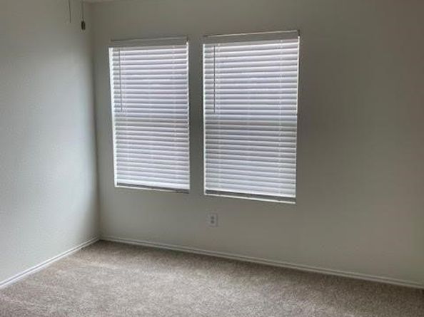 854 Darbydale Crossing Lane, Houston TX 77090