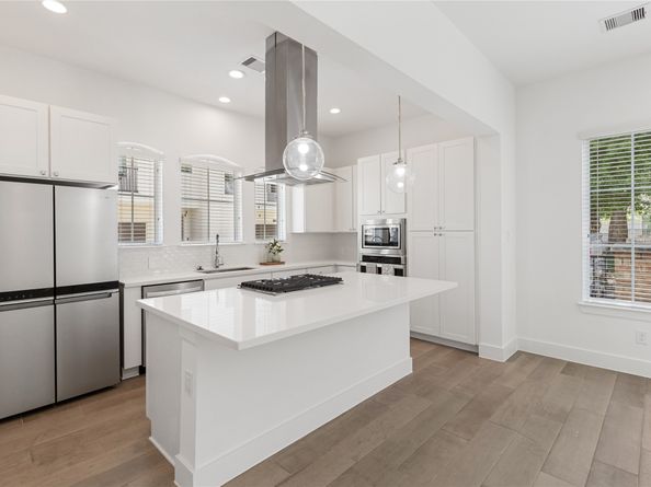 7702 West Side Villas Lane, Houston TX 77055