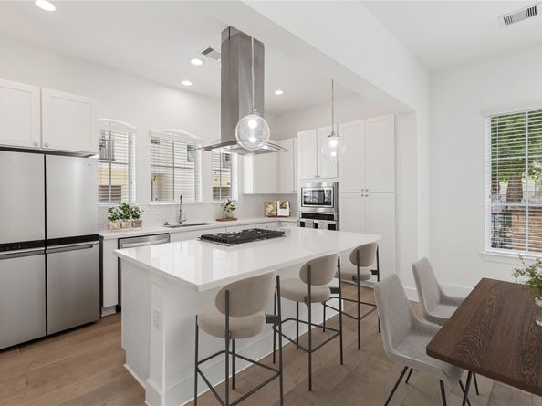 7702 West Side Villas Lane, Houston TX 77055