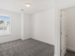 7702 West Side Villas Lane, Houston TX 77055