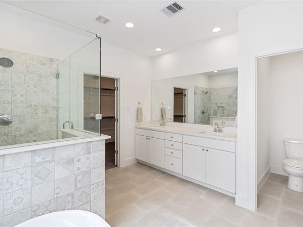 7702 West Side Villas Lane, Houston TX 77055