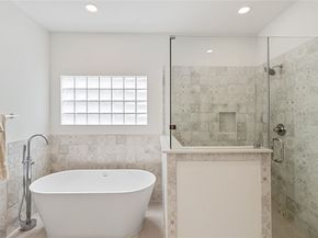 7702 West Side Villas Lane, Houston TX 77055