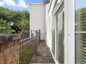 7702 West Side Villas Lane, Houston TX 77055