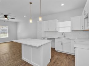 3916 Falls ST Street, Houston TX 77026