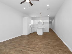 3916 Falls ST Street, Houston TX 77026