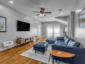 713 Mcintosh Street, Houston TX 77009