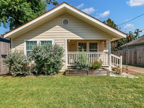 713 Mcintosh Street, Houston TX 77009