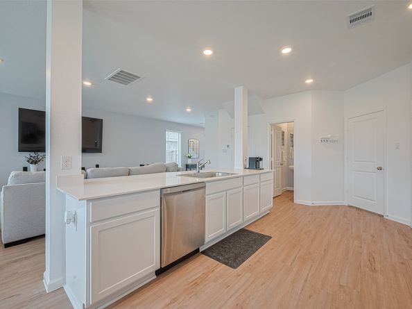 20914 Cropani Shadow Drive, New Caney TX 77357