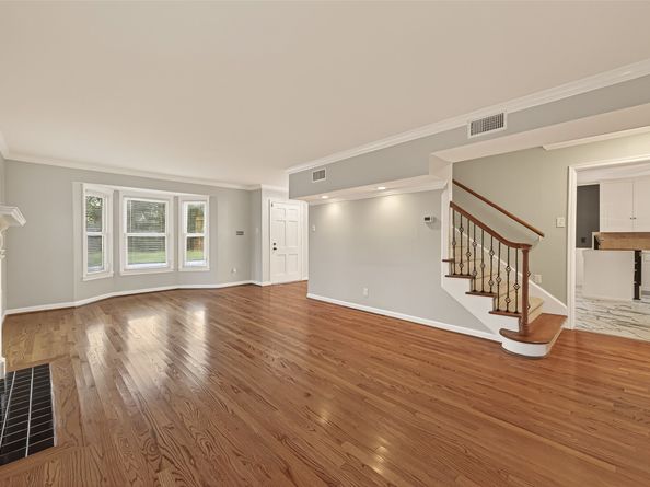 6405 Pinehurst Drive, Houston TX 77023