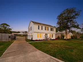 6405 Pinehurst Drive, Houston TX 77023