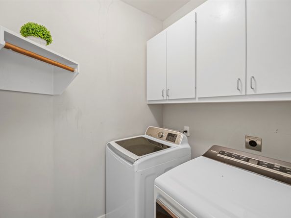 9705 Linkmeadow Lane, Houston TX 77025