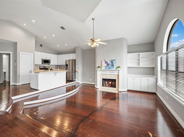 9705 Linkmeadow Lane, Houston TX 77025