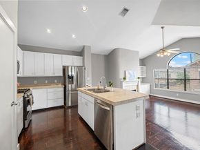 9705 Linkmeadow Lane, Houston TX 77025