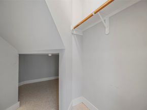 9705 Linkmeadow Lane, Houston TX 77025