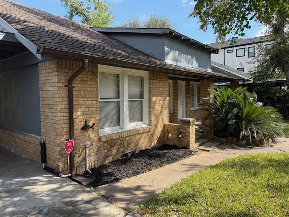 4737 Jefferson Street, Houston TX 77023