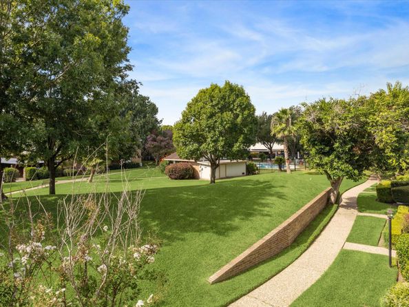 6517 Wanda Lane, Houston TX 77074