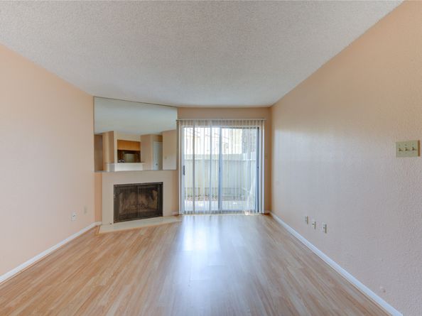 2120 El Paseo Street 619, Houston TX 77054