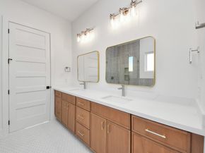 4819 Austin Street B, Houston TX 77004