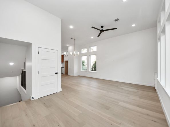 4819 Austin Street B, Houston TX 77004