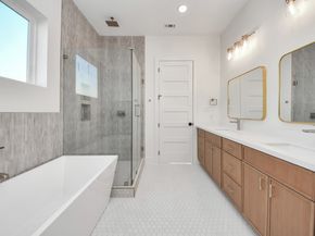 4819 Austin Street B, Houston TX 77004