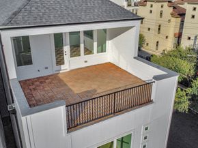 4819 Austin Street B, Houston TX 77004