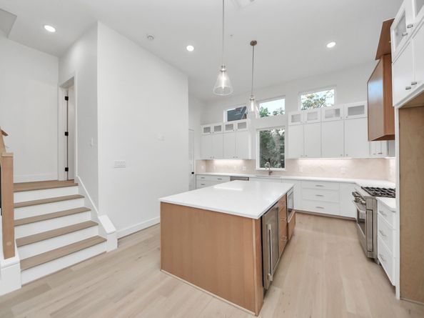 4819 Austin Street B, Houston TX 77004