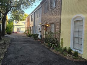 5207 Arboles Drive 3, Houston TX 77035