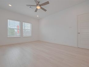 1611 Regents Court, Houston TX 77055