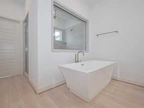 1611 Regents Court, Houston TX 77055