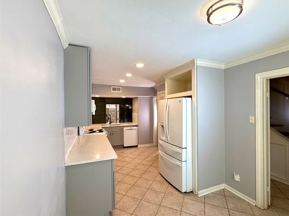 5239 Arboles Drive A, Houston TX 77035