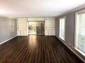 5239 Arboles Drive A, Houston TX 77035