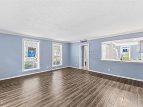 5239 Arboles Drive A, Houston TX 77035