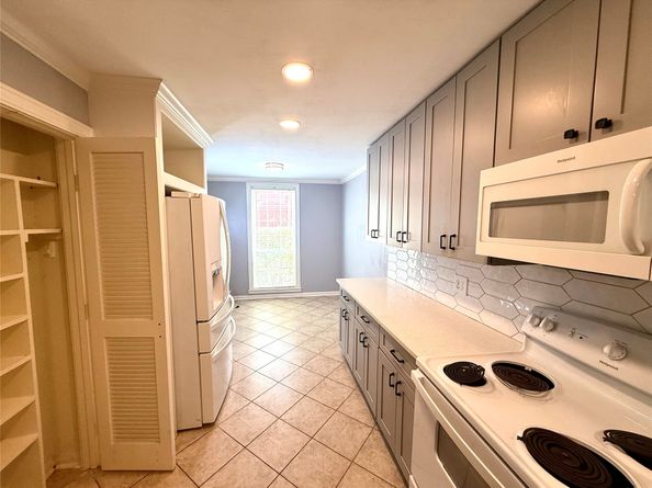 5239 Arboles Drive A, Houston TX 77035