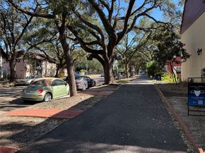 5239 Arboles Drive A, Houston TX 77035