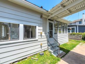 310 W 13th Street, Houston TX 77008