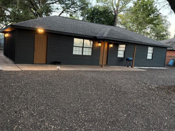 4323 Jamie Lane E, Houston TX 77048