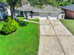 10126 Pine Moss Drive, Houston TX 77040