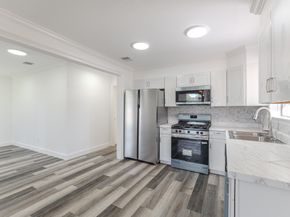 10126 Pine Moss Drive, Houston TX 77040