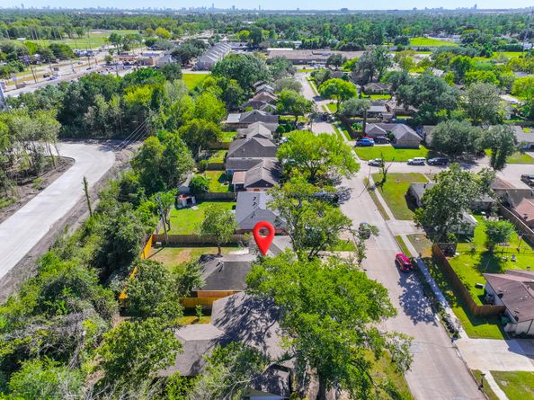 10126 Pine Moss Drive, Houston TX 77040