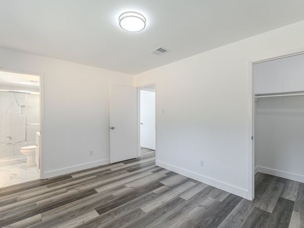 10126 Pine Moss Drive, Houston TX 77040