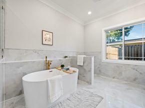 1831 Tattenhall Drive, Houston TX 77008