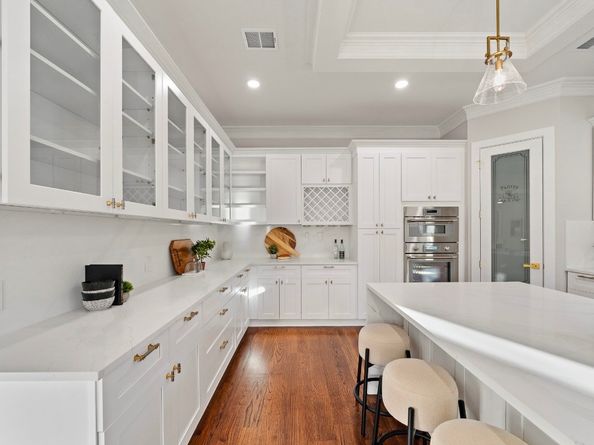 1831 Tattenhall Drive, Houston TX 77008